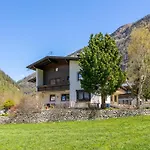 Haus Daniela Будинок відпочинку Зельден